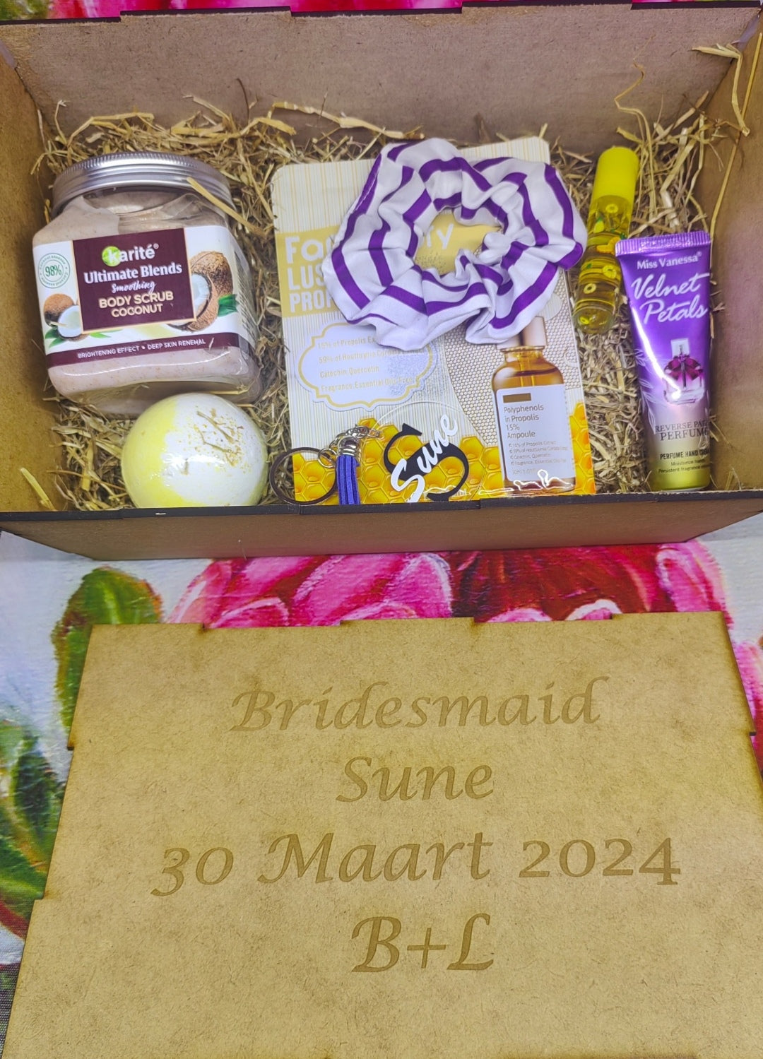 Bridesmaid boxes